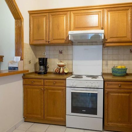 Appartamento Théa Istron Esterno foto