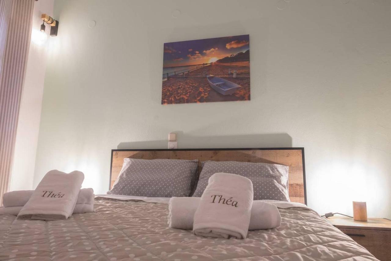 Appartamento Théa Istron Esterno foto